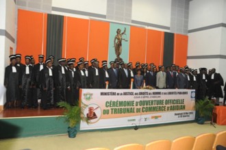 Côte dÂ’Ivoire : Tribunal du Commerce dÂ’Abidjan, 50 juges consulaires  prêtent serment contres les pots de vins